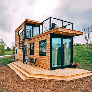 Casa prefabricada hecha de containers pequeña