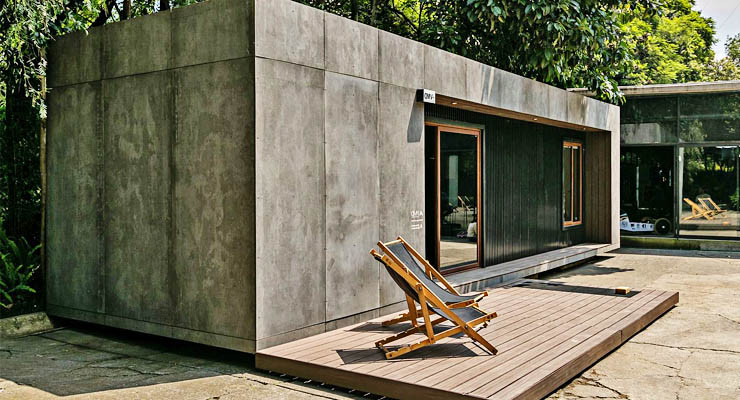 Casa prefabricada minimalista hecha de paneles de hormigón