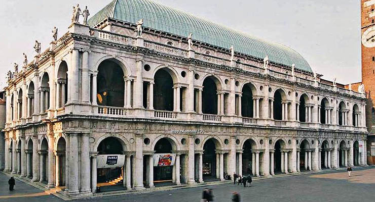 Fachada de edificación construida por Andrea Palladio